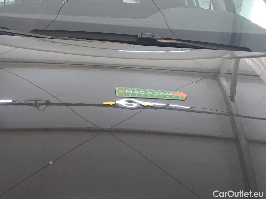 Peugeot  308  Active Business 1.2 PureTech 110 CV #31