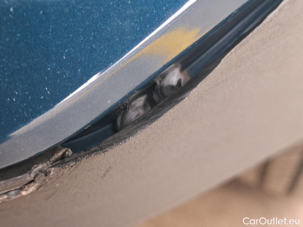 Peugeot  3008  Active Business 1.5 HDi 130CV BVA8 E6d #16