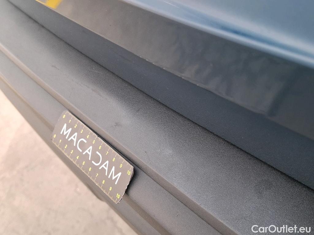 Peugeot  3008  Active Business 1.5 HDi 130CV BVA8 E6d #5