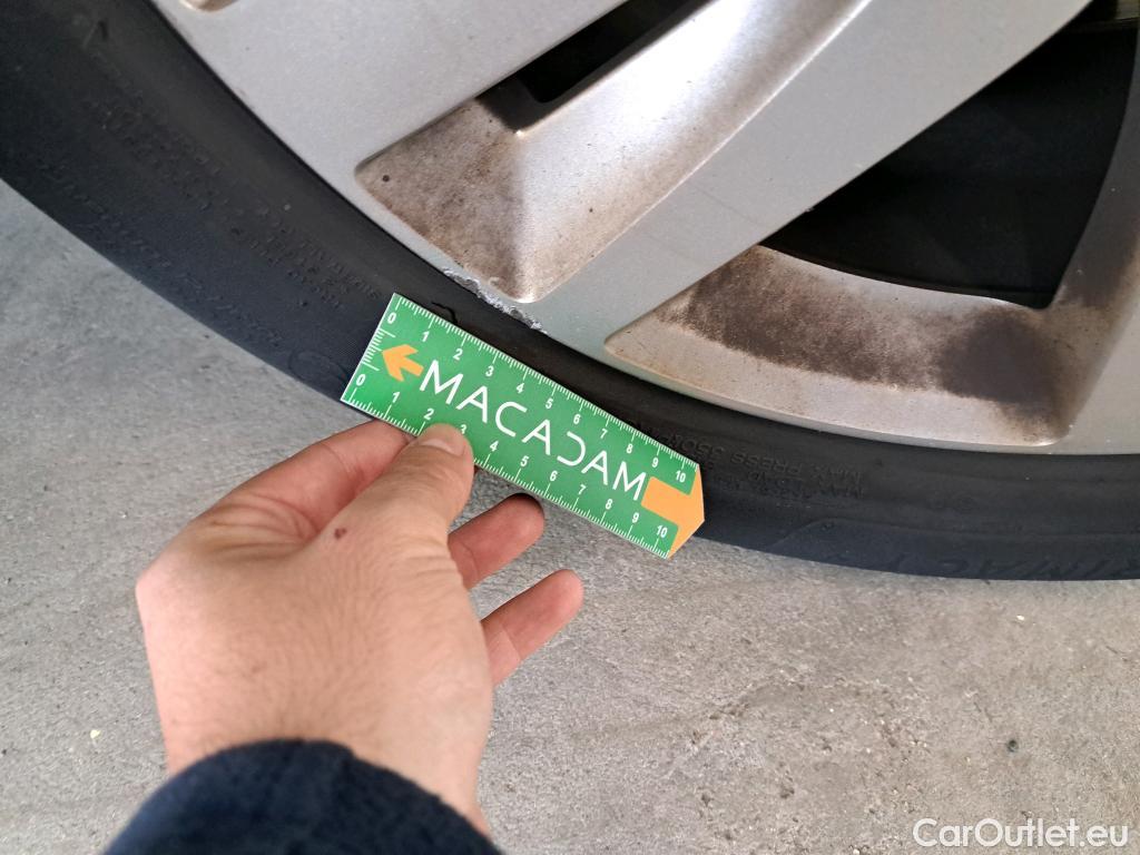 Peugeot  308  Active Business 1.2 PureTech 110 CV #24