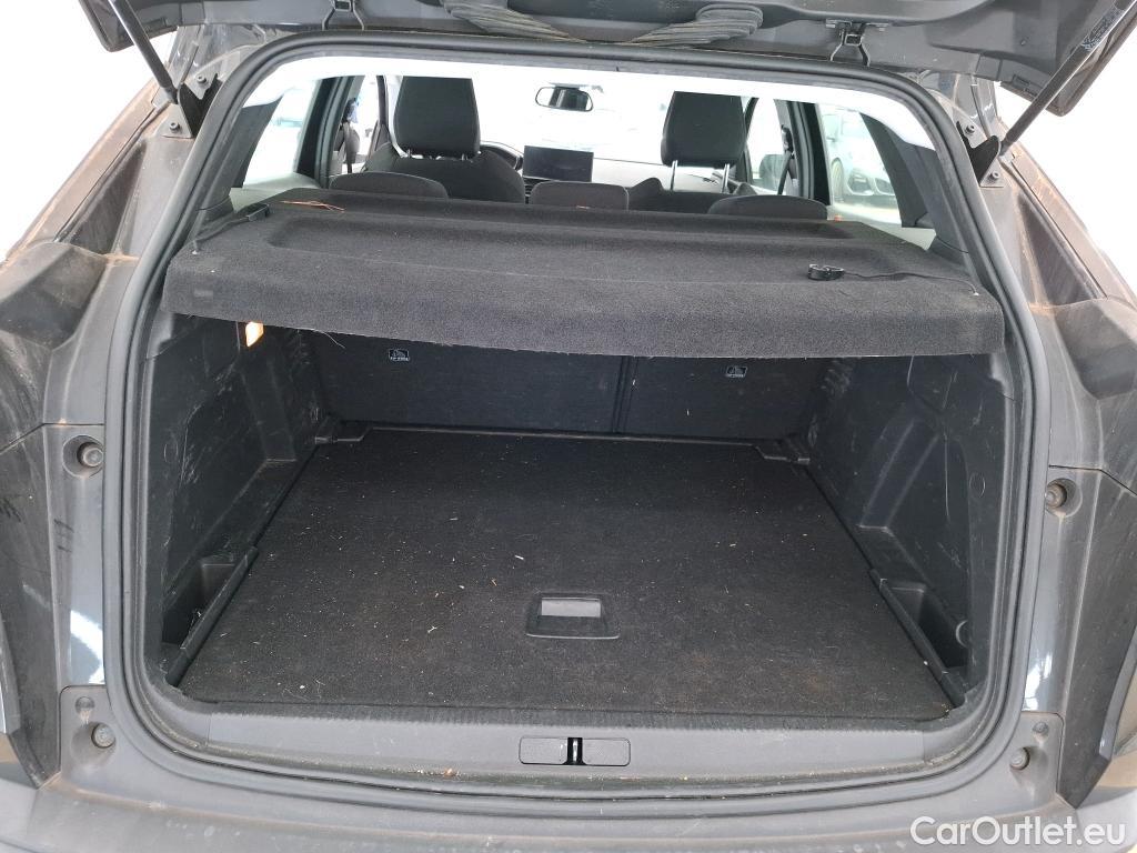 Peugeot  3008  Active Pack 1.5 HDi 130CV BVA8 E6d #10