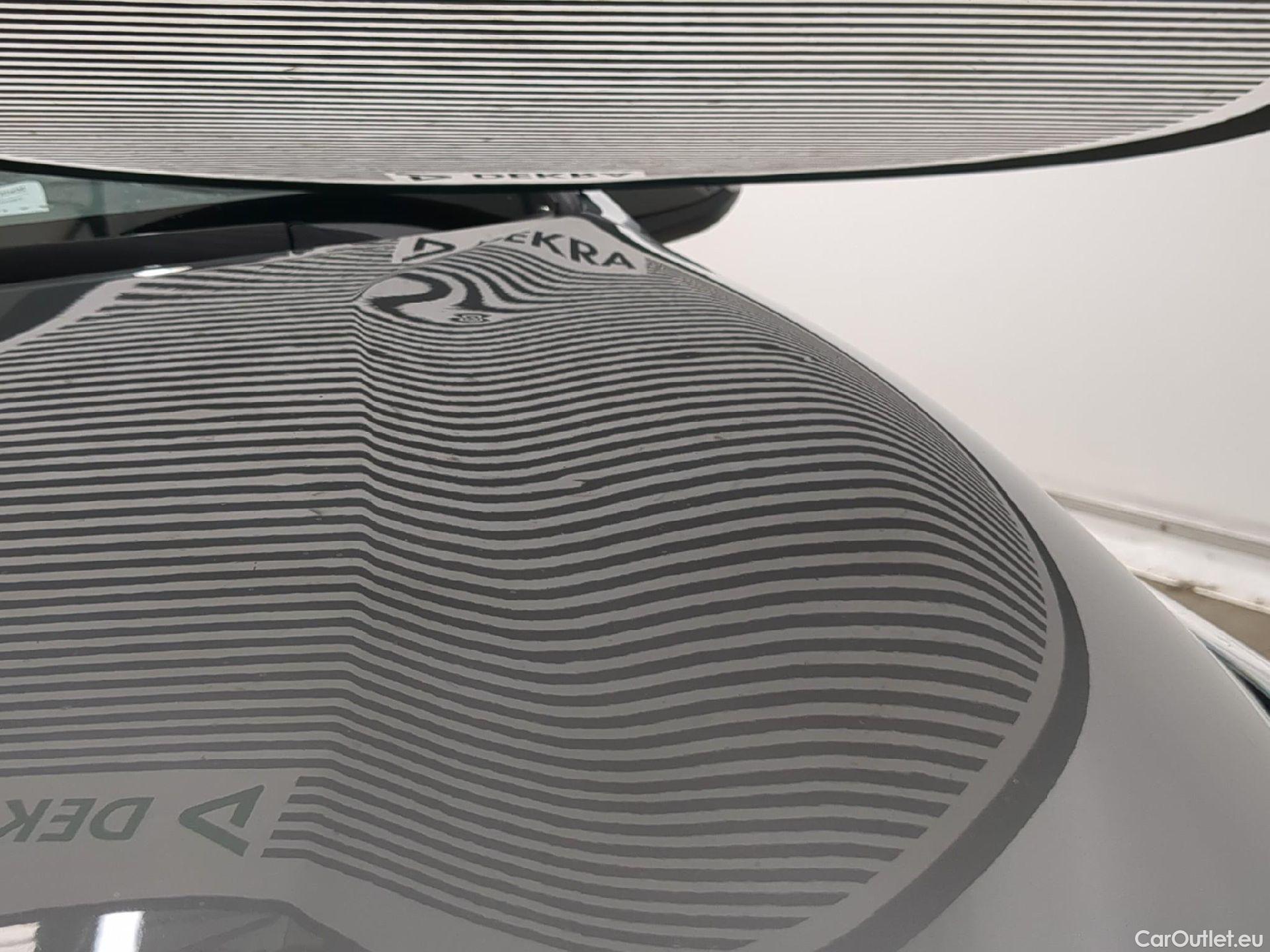 Toyota  Corolla TOYOTA  Touring Sports / 2018 / 5P / Break Hybride 122h Dynamic Business Beyond Zer #32