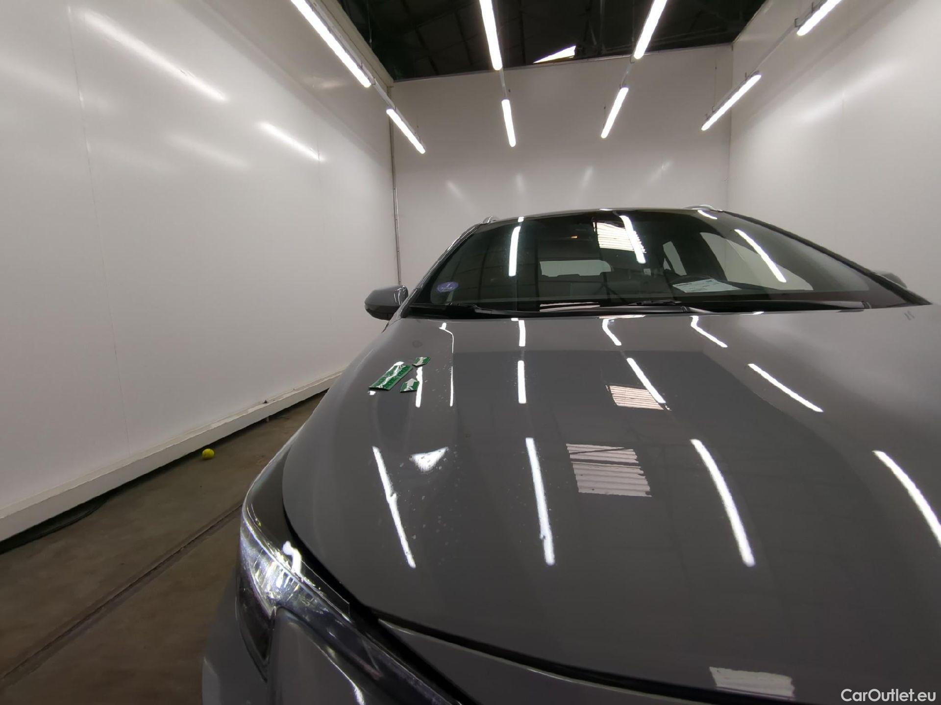 Toyota  Corolla TOYOTA  Touring Sports / 2018 / 5P / Break Hybride 122h Dynamic Business Beyond Zer #33