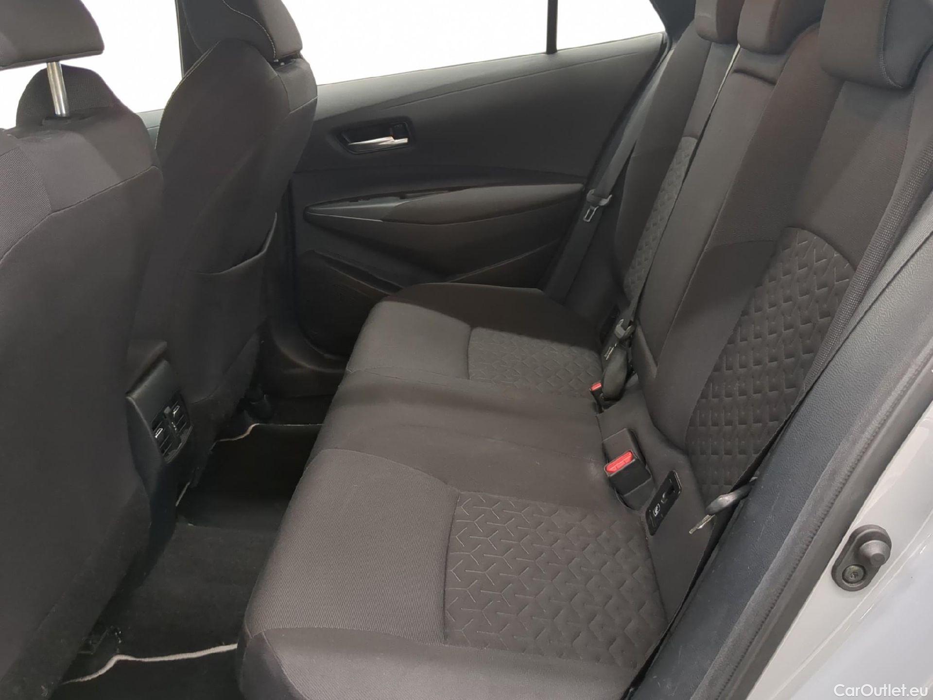 Toyota  Corolla TOYOTA  Touring Sports / 2018 / 5P / Break Hybride 122h Dynamic Business Beyond Zer #12