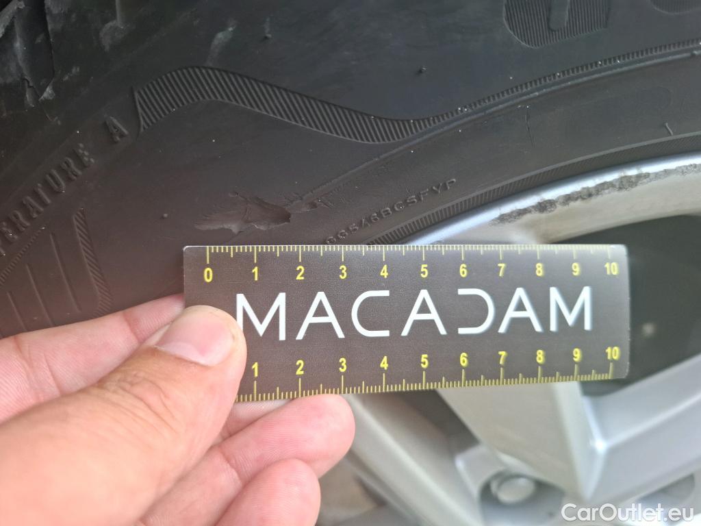 Toyota  Corolla TOYOTA  / 2018 / 5P / Berline Hybride 122h Dynamic Business Beyond Zer #6