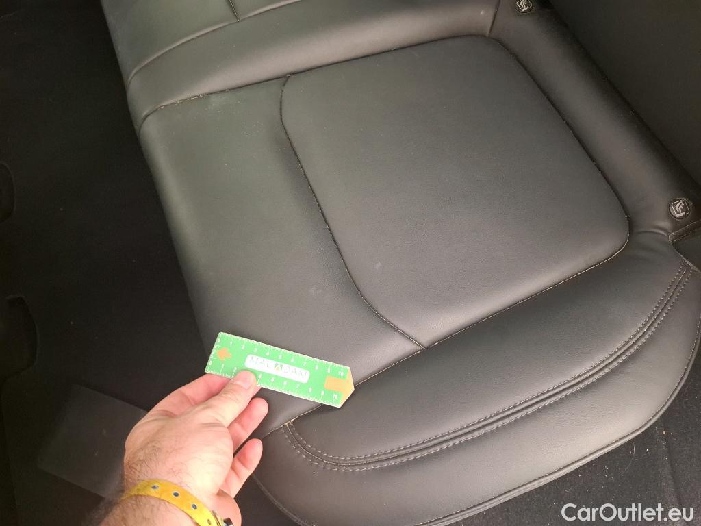 Tesla  Model Y TESLA  / 2020 / 5P / SUV Grand Autonomie Dual Motor AWD #32