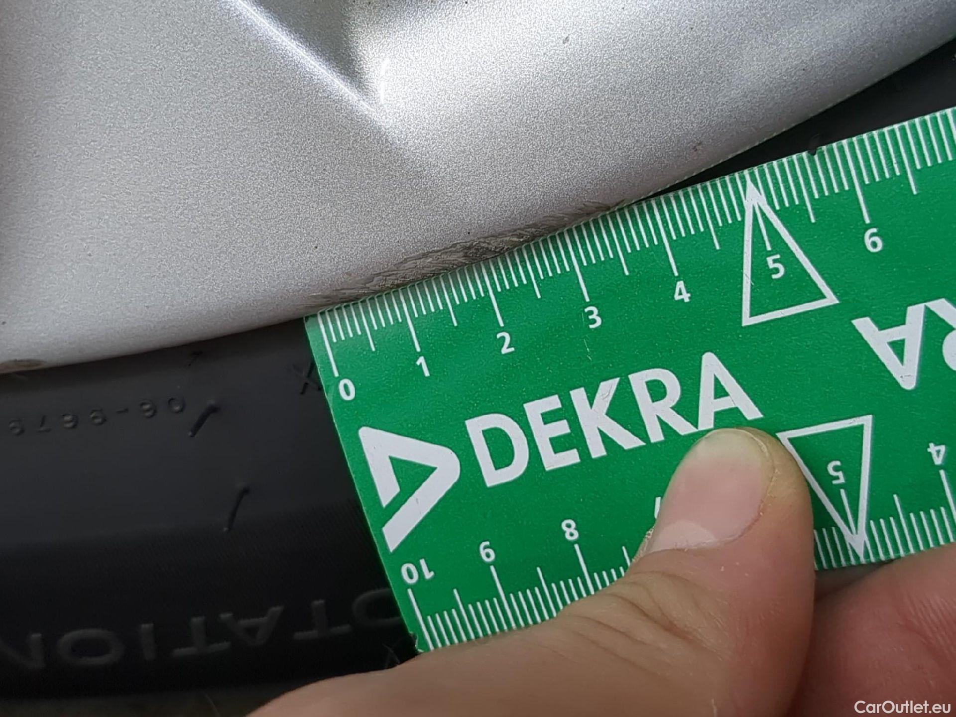 Toyota  Corolla TOYOTA  Touring Sports / 2018 / 5P / Break Hybride 122h Dynamic Business Beyond Zer #12