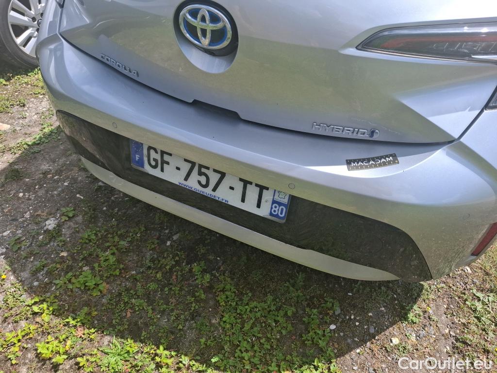 Toyota  Corolla TOYOTA  / 2018 / 5P / Berline Hybride 122h Dynamic Business Beyond Zer #17
