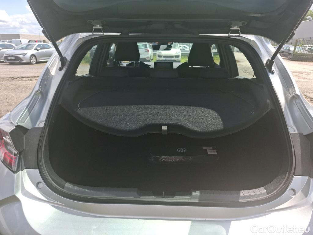 Toyota  Corolla TOYOTA  / 2018 / 5P / Berline Hybride 122h Dynamic Business Beyond Zer #8