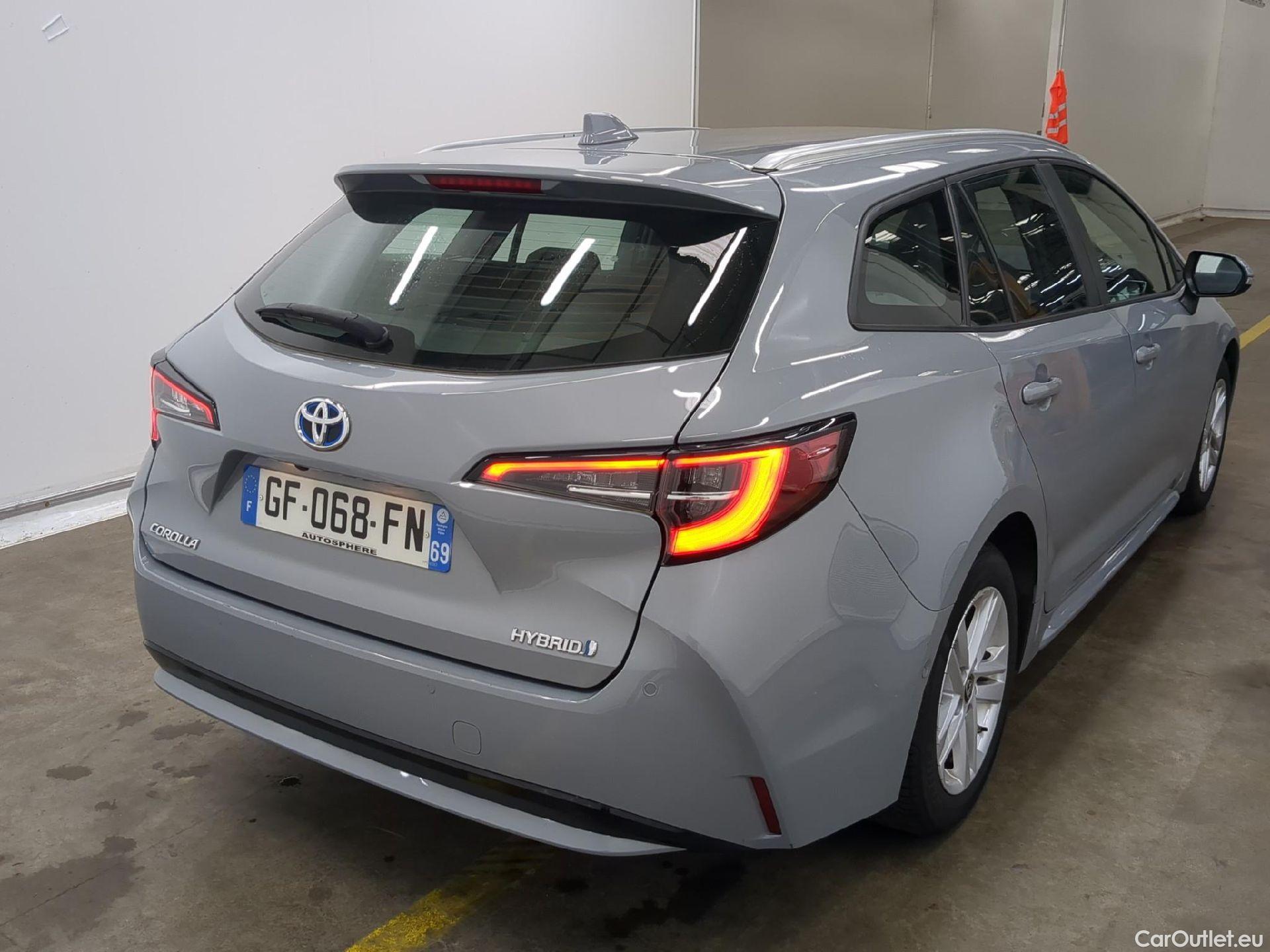 Toyota  Corolla TOYOTA  Touring Sports / 2018 / 5P / Break Hybride 122h Dynamic Business Beyond Zer #3