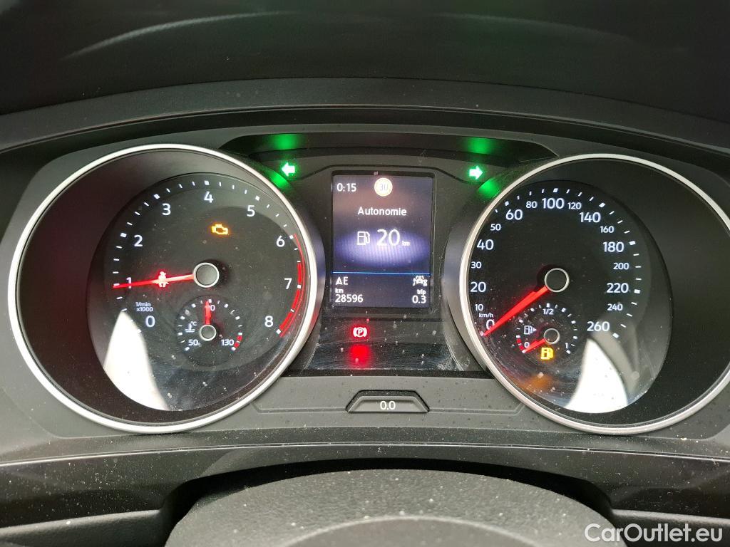 Volkswagen  Tiguan VOLKSWAGEN   2020  5P  SUV 1 5 TSI 150 BMV6 Life Busines #6