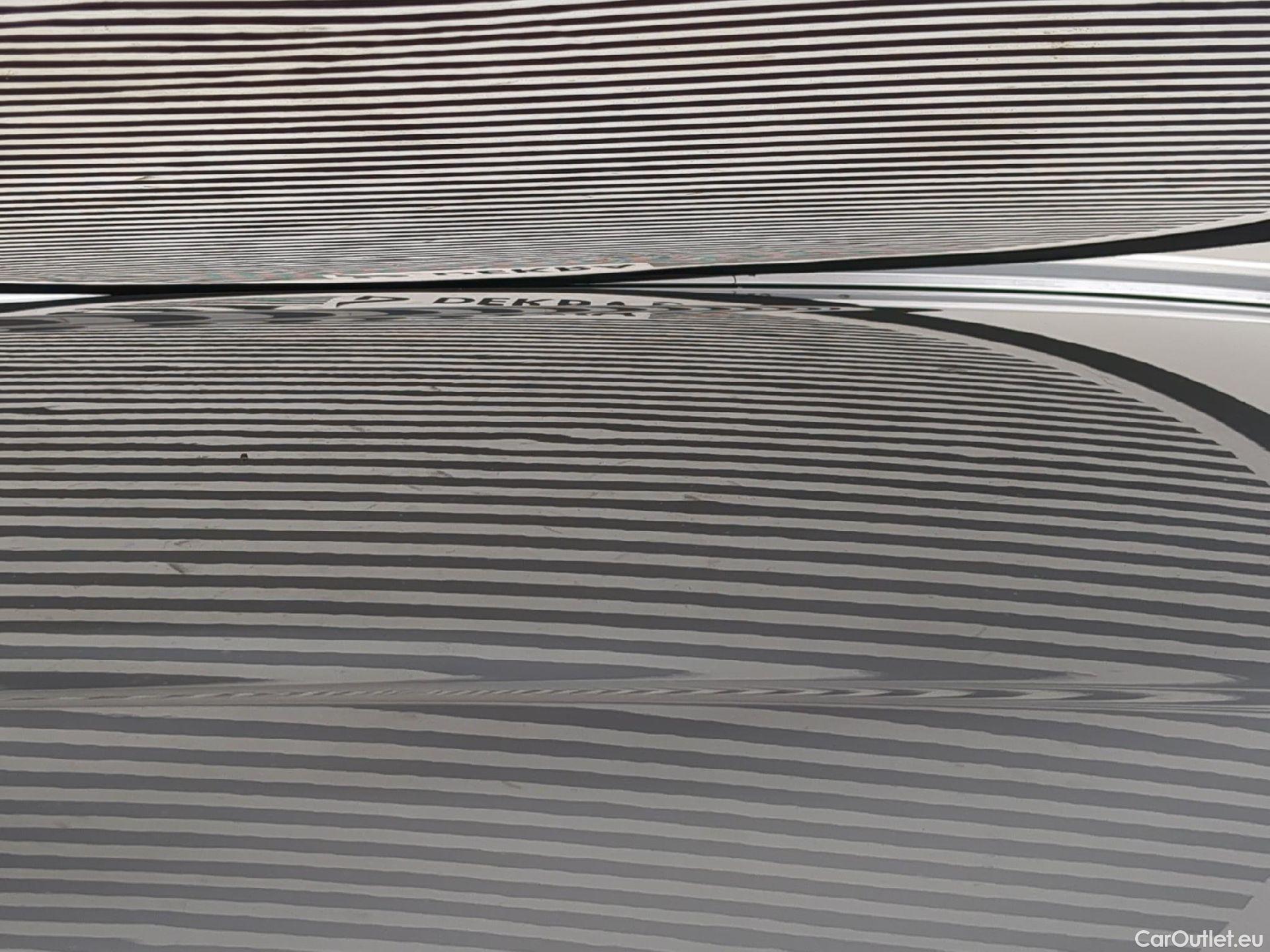 Toyota  Corolla TOYOTA  Touring Sports / 2018 / 5P / Break Hybride 122h Dynamic Business Beyond Zer #13