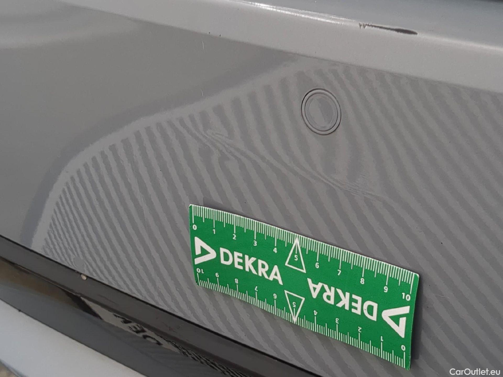 Toyota  Corolla TOYOTA  Touring Sports / 2018 / 5P / Break Hybride 122h Dynamic Business Beyond Zer #41