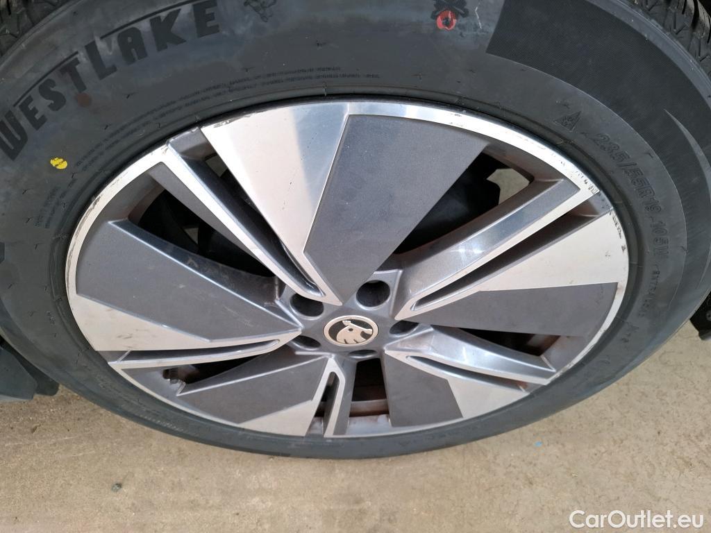  Skoda  ENYAQ  iV 60 Loft 62kWh BVA #18