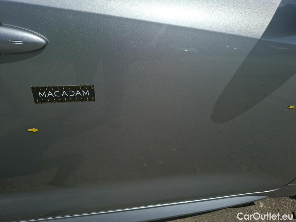 Toyota  Corolla TOYOTA  / 2018 / 5P / Berline Hybride 122h Dynamic Business Beyond Zer #16