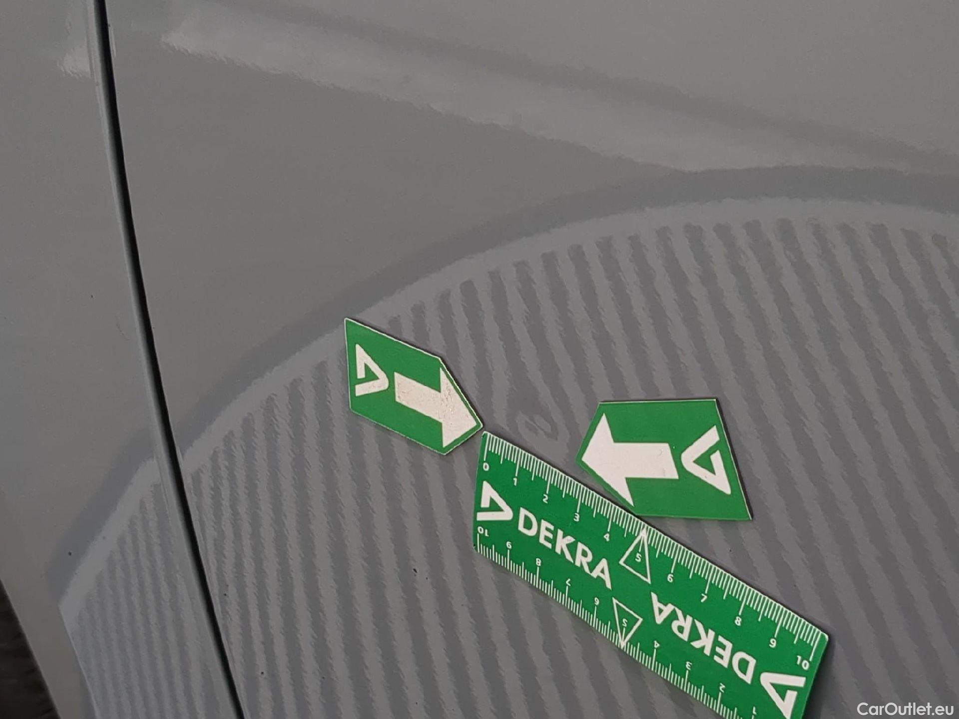 Toyota  Corolla TOYOTA  Touring Sports / 2018 / 5P / Break Hybride 122h Dynamic Business Beyond Zer #39