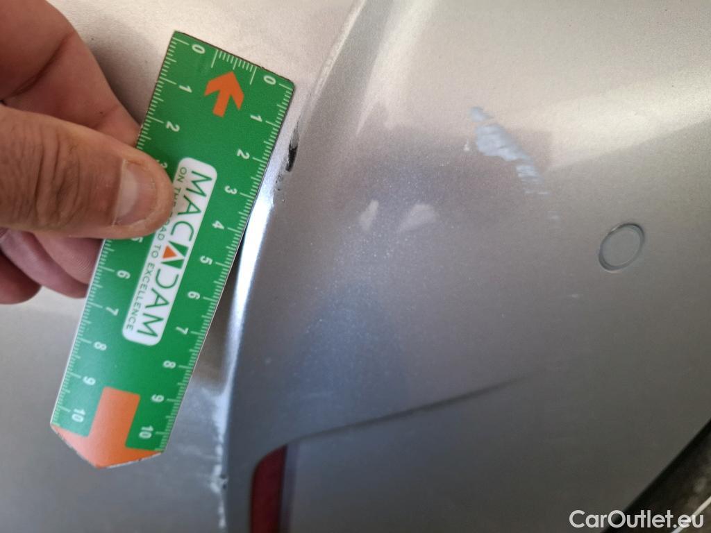 Toyota  Corolla TOYOTA  / 2018 / 5P / Berline Hybride 184h Dynamic Business Beyond Zer #9