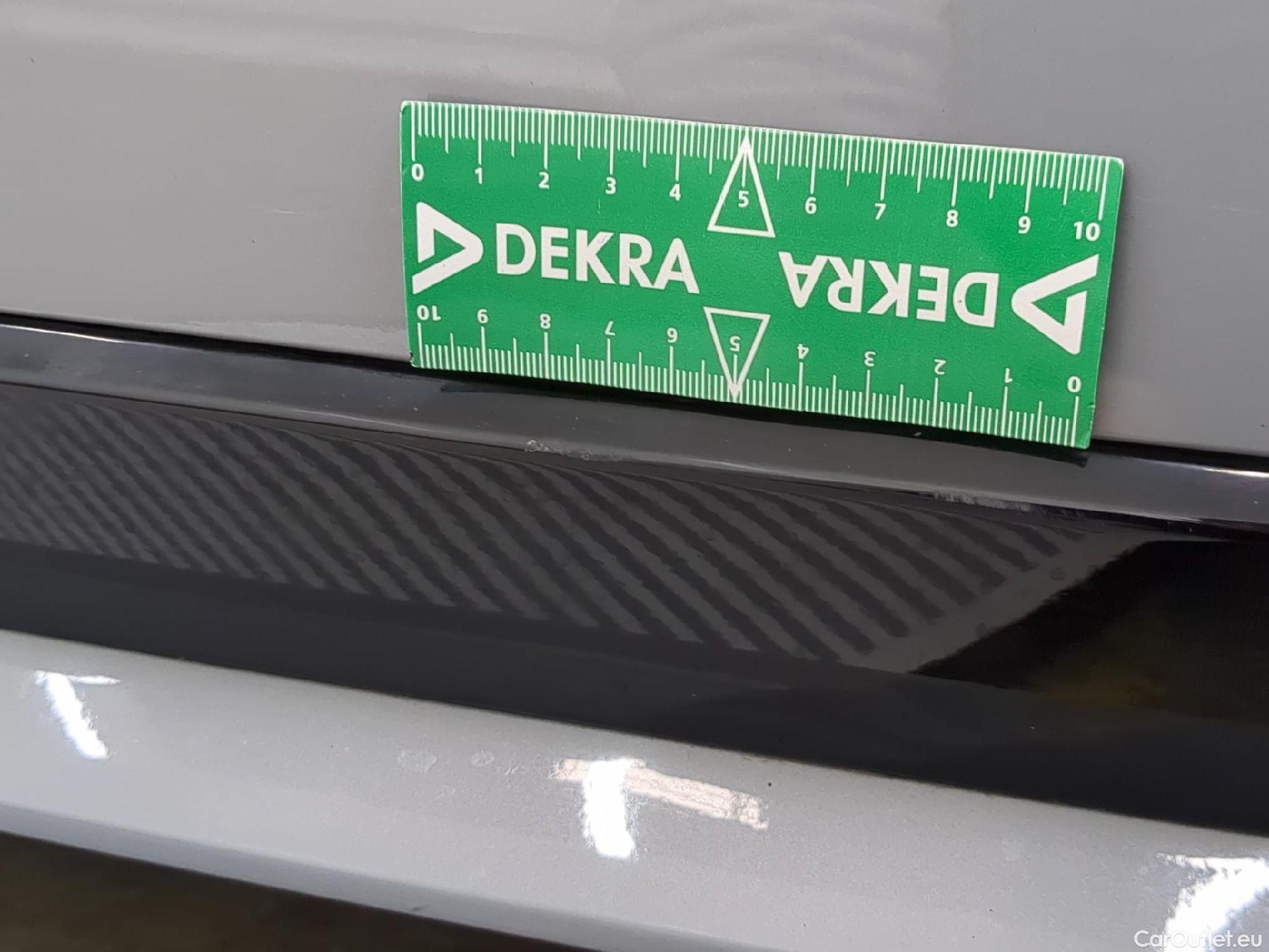 Toyota  Corolla TOYOTA  Touring Sports / 2018 / 5P / Break Hybride 122h Dynamic Business Beyond Zer #43