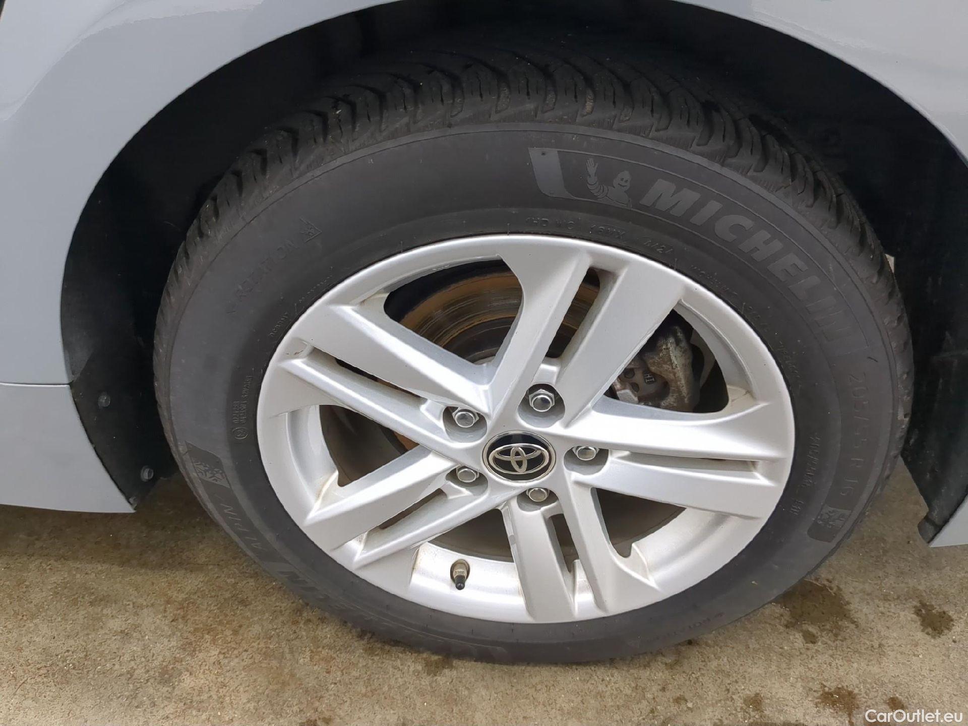 Toyota  Corolla TOYOTA  Touring Sports / 2018 / 5P / Break Hybride 122h Dynamic Business Beyond Zer #6