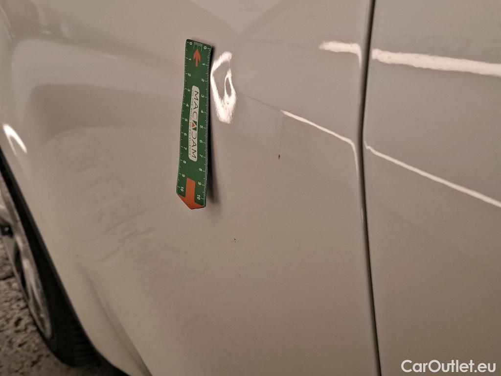 Tesla  Model Y TESLA  / 2020 / 5P / SUV Grand Autonomie Dual Motor AWD #28