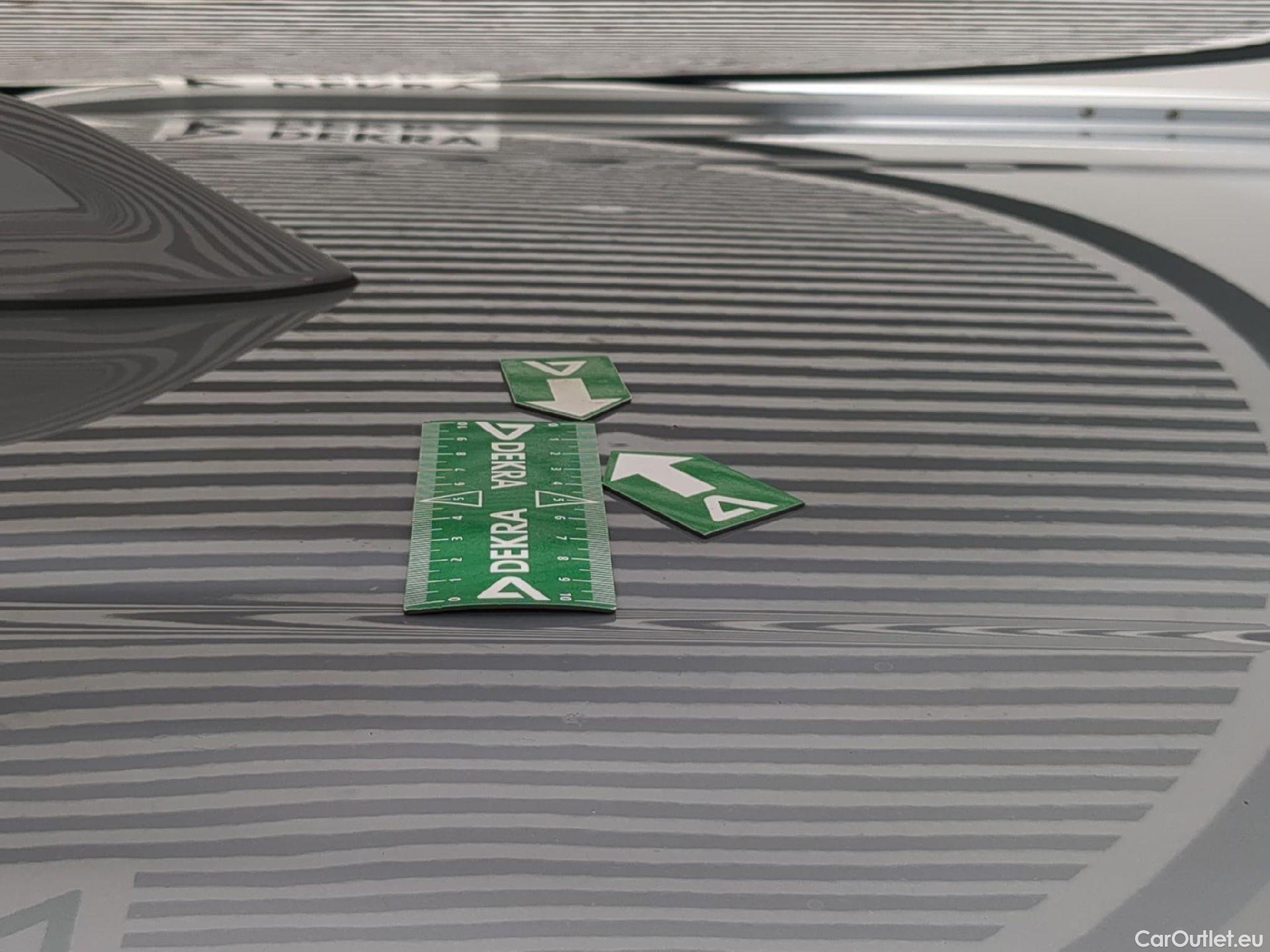 Toyota  Corolla TOYOTA  Touring Sports / 2018 / 5P / Break Hybride 122h Dynamic Business Beyond Zer #15