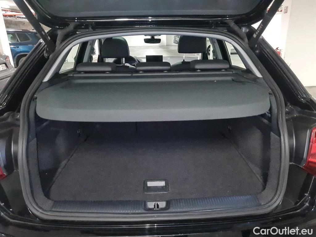 Audi  Q2 Advanced 30 1.0TFSi 110pk/cv 5p Manual Petrol  6 #3