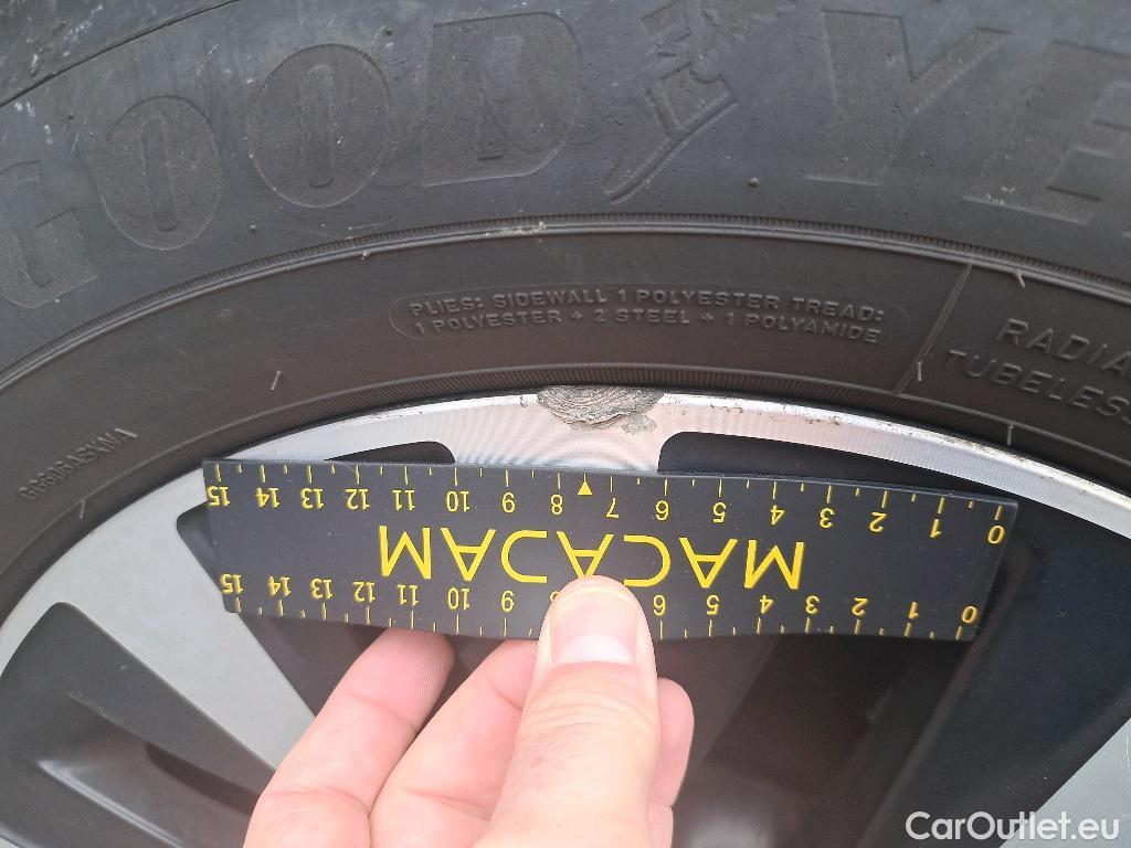 Mercedes  B-Klasse B180d Business Solution 1.5d 116pk/cv 5p Manual Diesel  4 #44