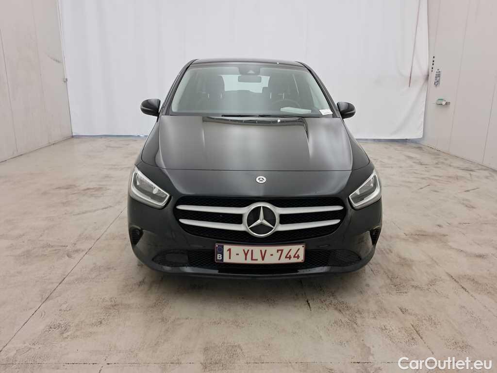 Mercedes  B-Klasse B180d Business Solution 1.5d 116pk/cv 5p Manual Diesel  4 #16