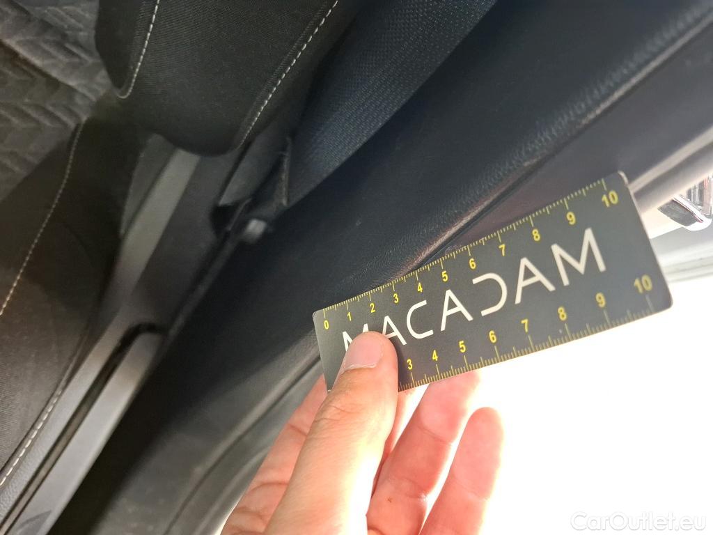  Renault  Clio  V Evolution Réversible 1.0 TCe 90 #11