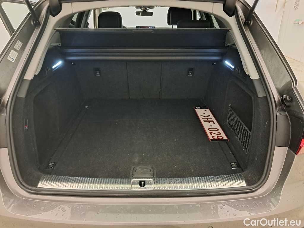 Audi  A4 Avant 35 2.0TFSi 150pk/cv 5p Manual Petrol  2 #18