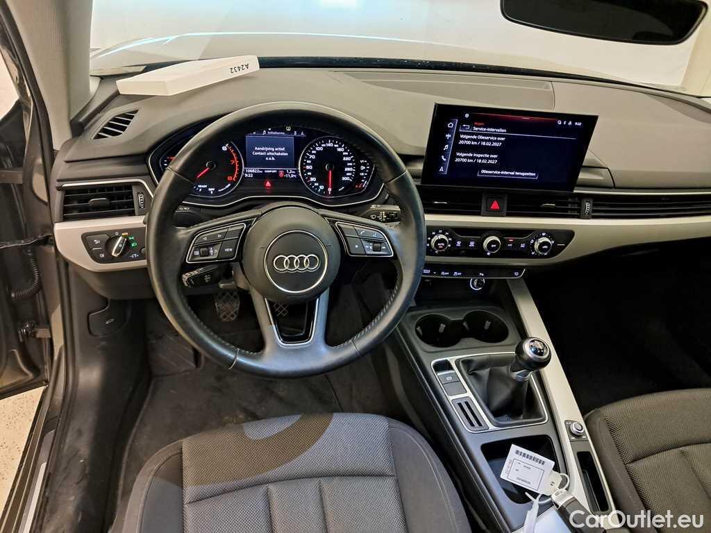 Audi  A4 Avant 35 2.0TFSi 150pk/cv 5p Manual Petrol  2 #15