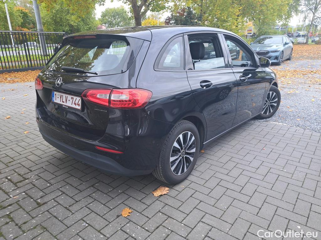 Mercedes  B-Klasse B180d Business Solution 1.5d 116pk/cv 5p Manual Diesel  4 #2