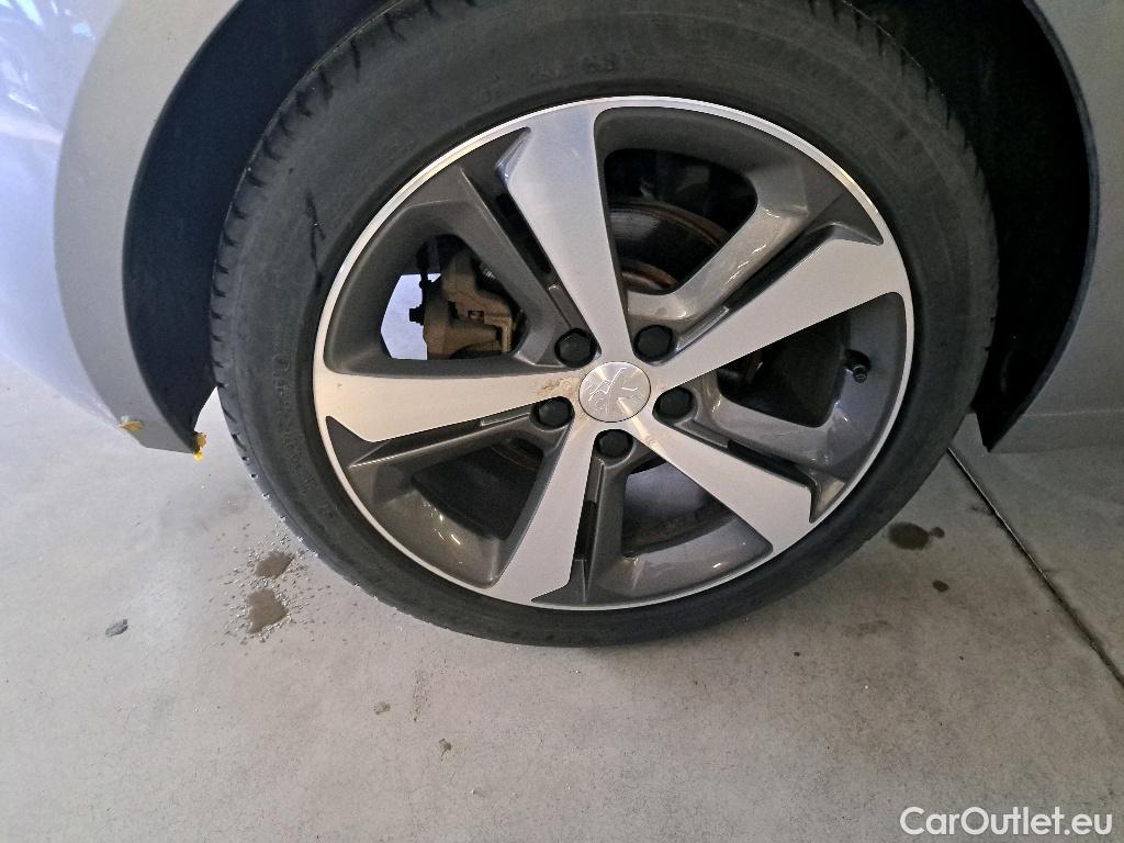 Peugeot  308 Allure 1.5BlueHDi S&S 130pk/cv 5p EAT8 Automatic Diesel  3 #24