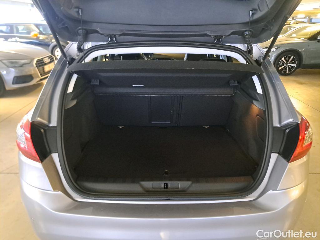 Peugeot  308 Allure 1.5BlueHDi S&S 130pk/cv 5p EAT8 Automatic Diesel  3 #3