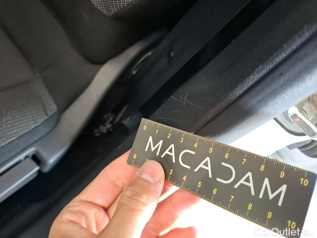  Citroen  C3  Sté Feel Nav BlueHDi 100 #11