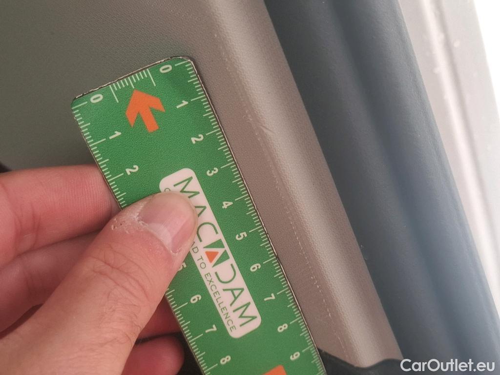  Volkswagen  Touran  Lounge Business BMT/Start-Stopp 2.0 TDI 150CV BVA7 E6d #2