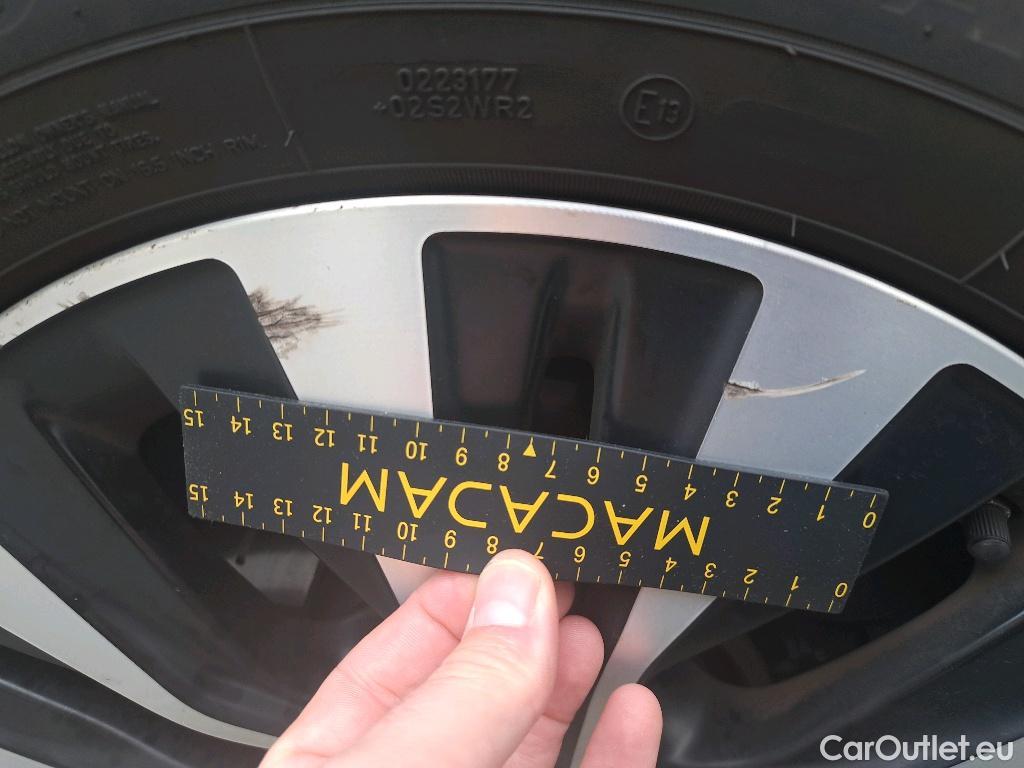 Mercedes  B-Klasse B180d Business Solution 1.5d 116pk/cv 5p Manual Diesel  4 #33