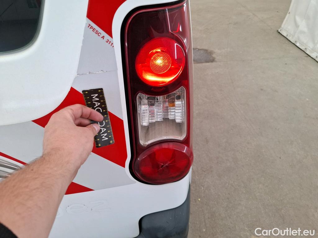  Citroen  Berlingo  Fourgon Confort L2 (Long) 1.6 BlueHDi 100CV BVM5 E6 #19