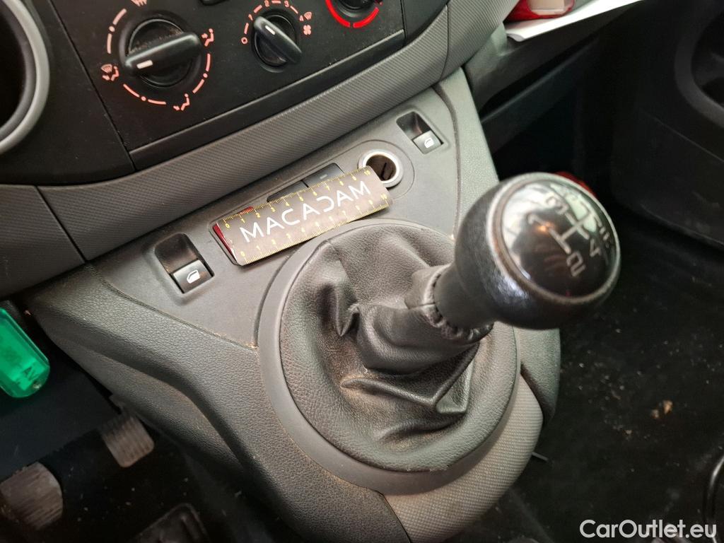  Citroen  Berlingo  Fourgon Confort L2 (Long) 1.6 BlueHDi 100CV BVM5 E6 #27