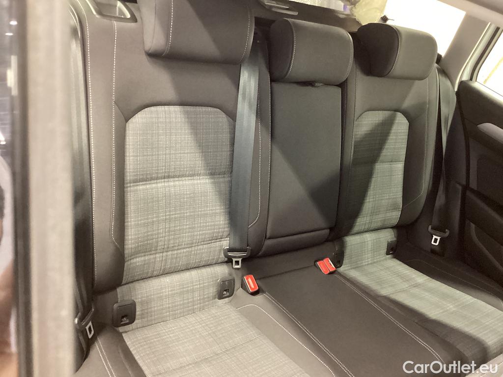 Volkswagen  Passat TDI 150 SC Executive Drag Värmare #9