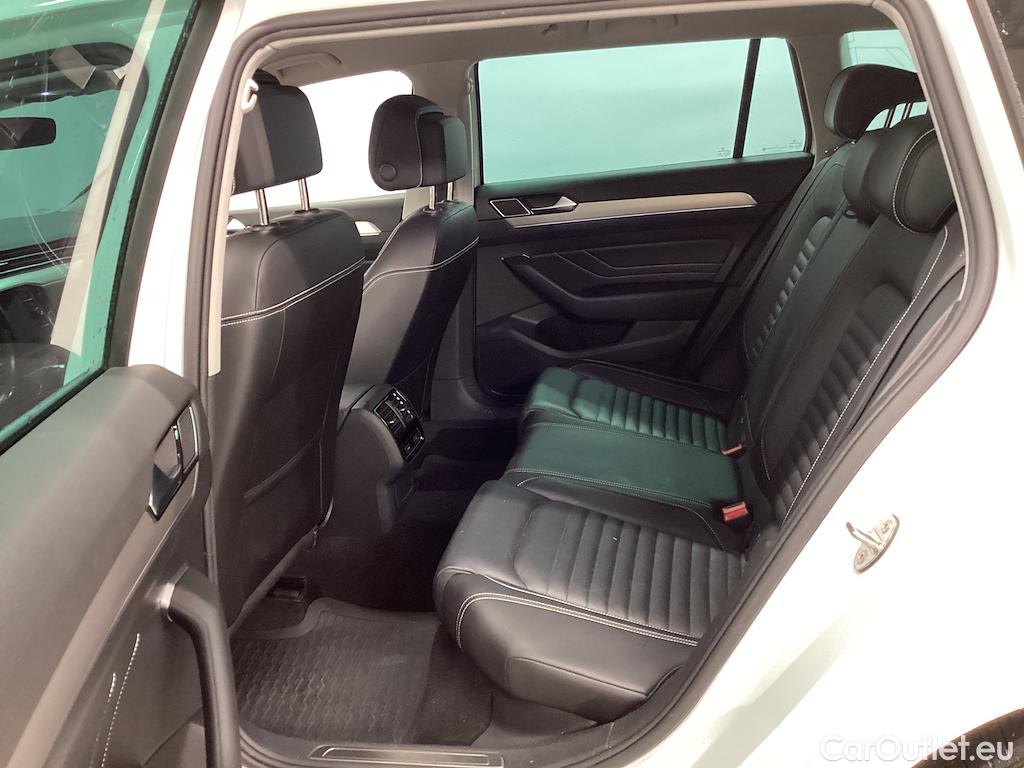 Volkswagen  Passat TDI 190 4M SC Executive R-Line Drag Värmare #13