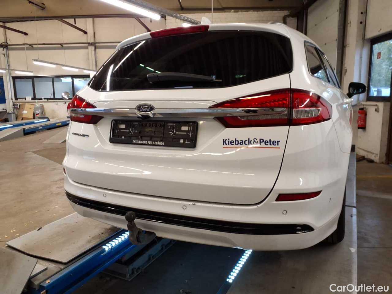 Ford  Mondeo Turnier 2.0 EcoBlue Aut. Titanium Automatic Diesel  27 #32