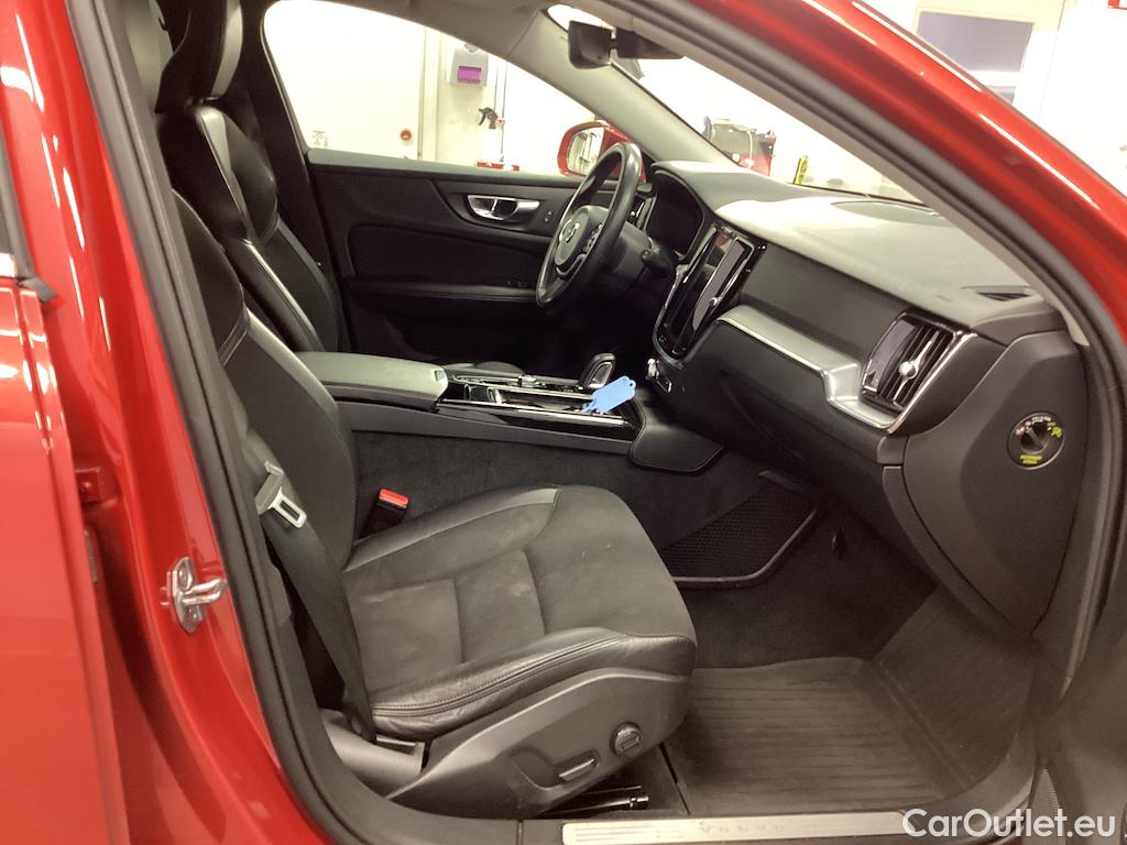 Volvo  V60 T6 AWD Momentum Advanced Edt VOC Teknik Drag #7