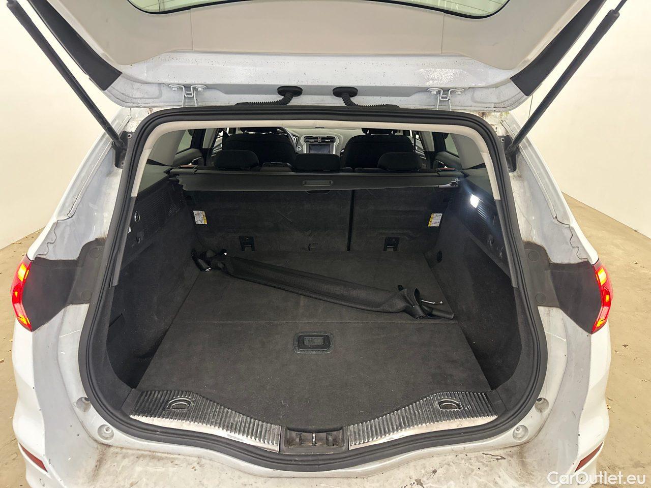 Ford  Mondeo Turnier 2.0 EcoBlue Aut. Titanium Automatic Diesel  27 #5