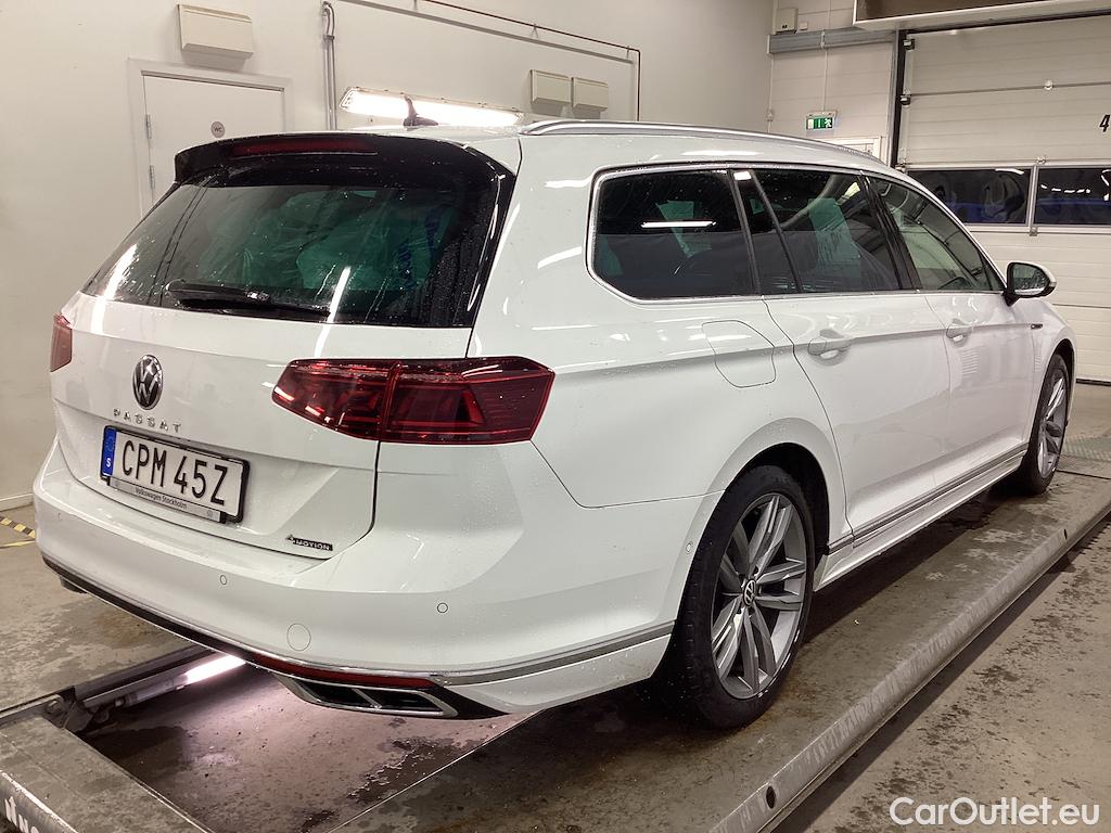 Volkswagen  Passat TDI 200 4M SC Executive R-Line Drag Värmare #5