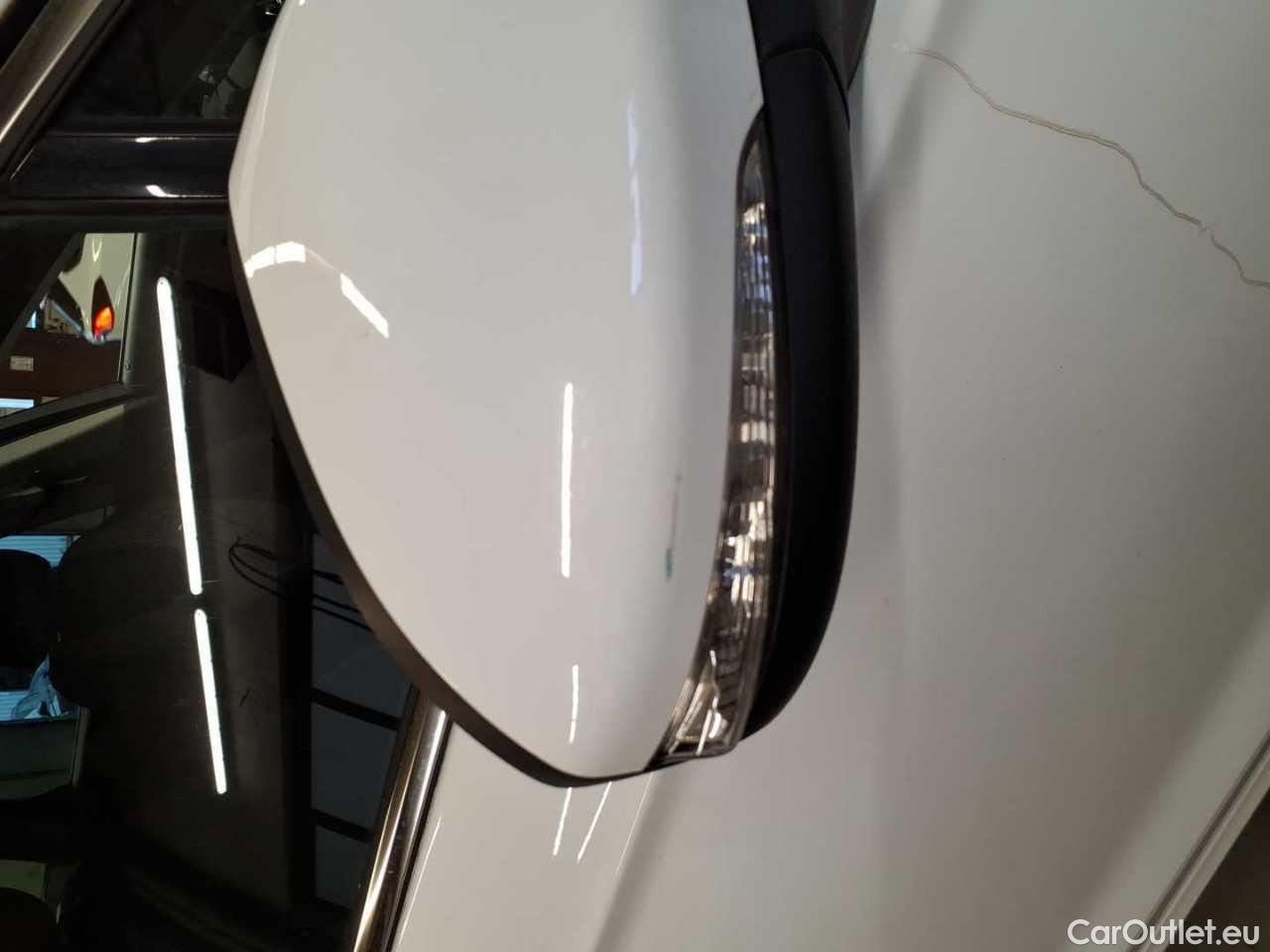 Ford  Mondeo Turnier 2.0 EcoBlue Aut. Titanium Automatic Diesel  27 #35