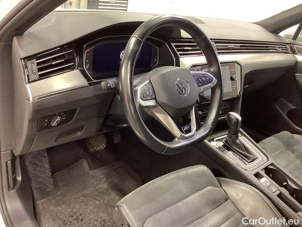 Volkswagen  Passat TDI 200 4M SC Executive R-Line Drag Värmare #6