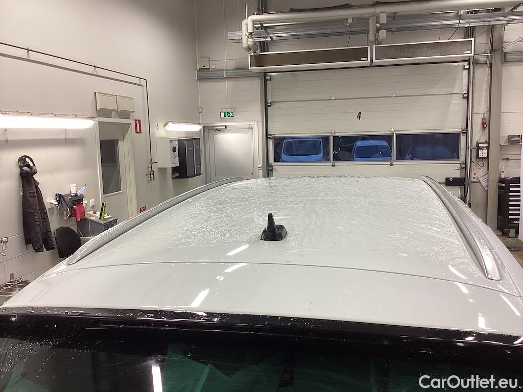 Volkswagen  Passat TDI 190 4M SC Executive R-Line Drag Värmare #12