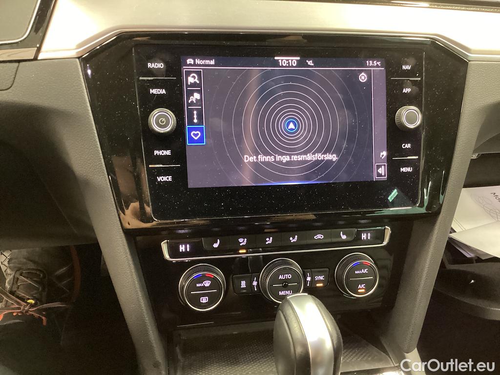 Volkswagen  Passat TDI 190 4M SC Executive R-Line Drag Värmare #15