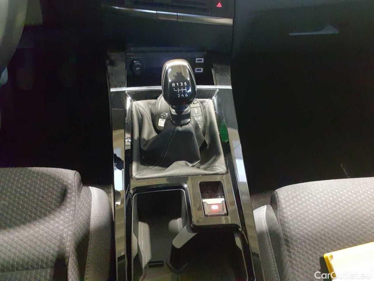 Opel  Astra 1.5 D Edition - Manual Diesel  29 #16